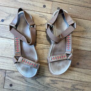 Merrell Women’s Leather Performance Juno Sandals